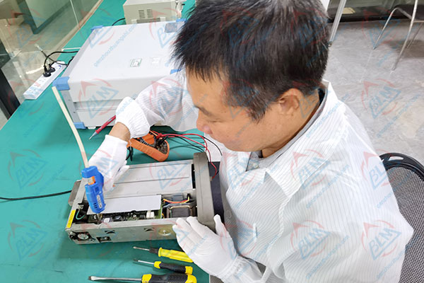 ����Anritsu�x���S��